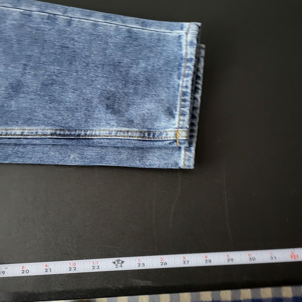 NWT Umgee Womens Mom Distressed Button Fly Medium Wash Denim Blue Jeans‎ Size 27 - Picture 8 of 12